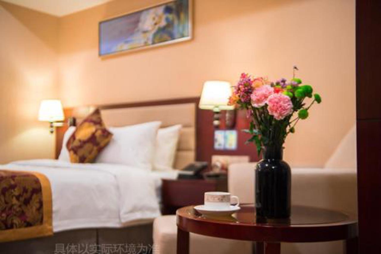 Guangzhou Jin Wan Li Business Hotel Exterior photo